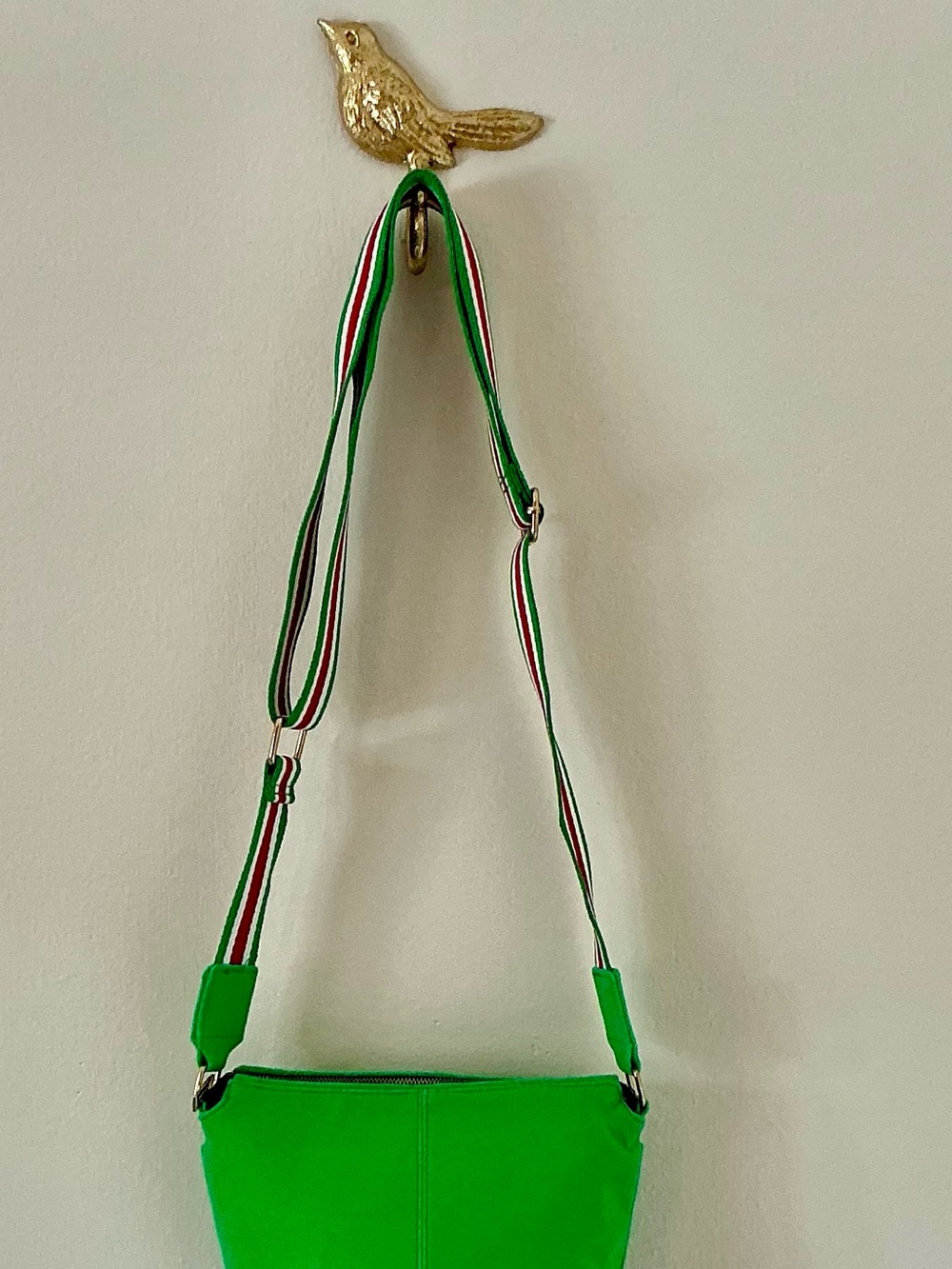 Scout Emily Crossbody - Picture 6 of 10